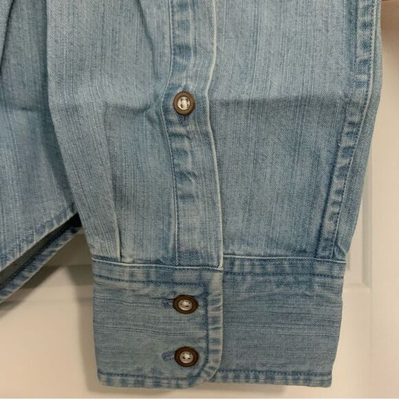 Untuckit Shirt - Picture 7 of 10